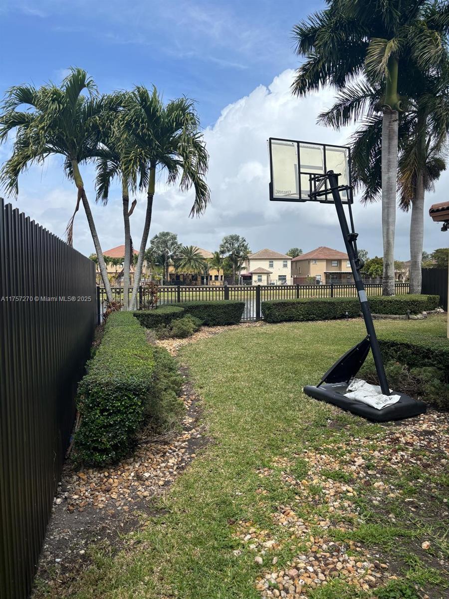 SILVER PALM EAST SEC ONE - Residential