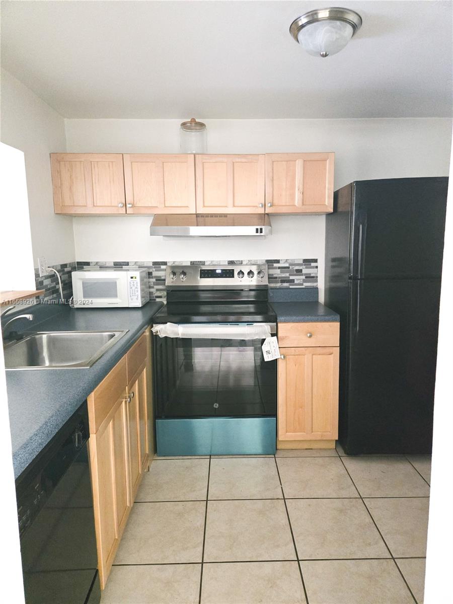 PINE GROVE CONDO - Residential