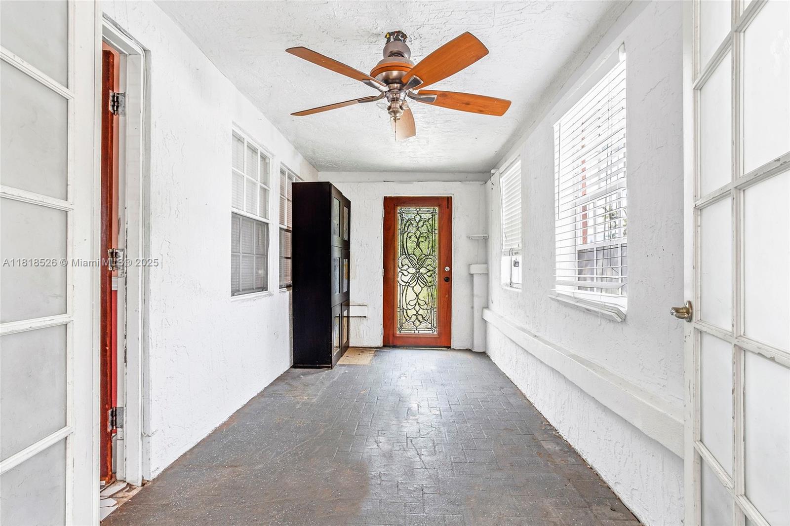 LAWRENCE EST LAND COS SUB - Residential Income