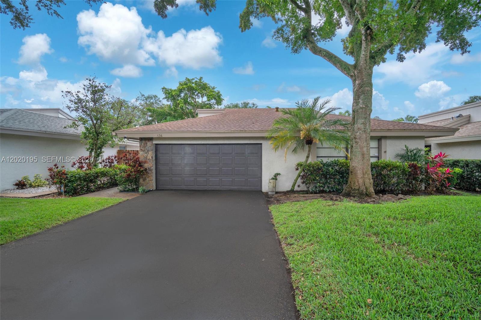 136 Greens Rd