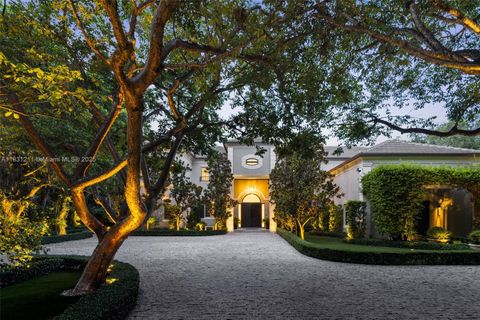5071 Pine Drive Miami FL 33143