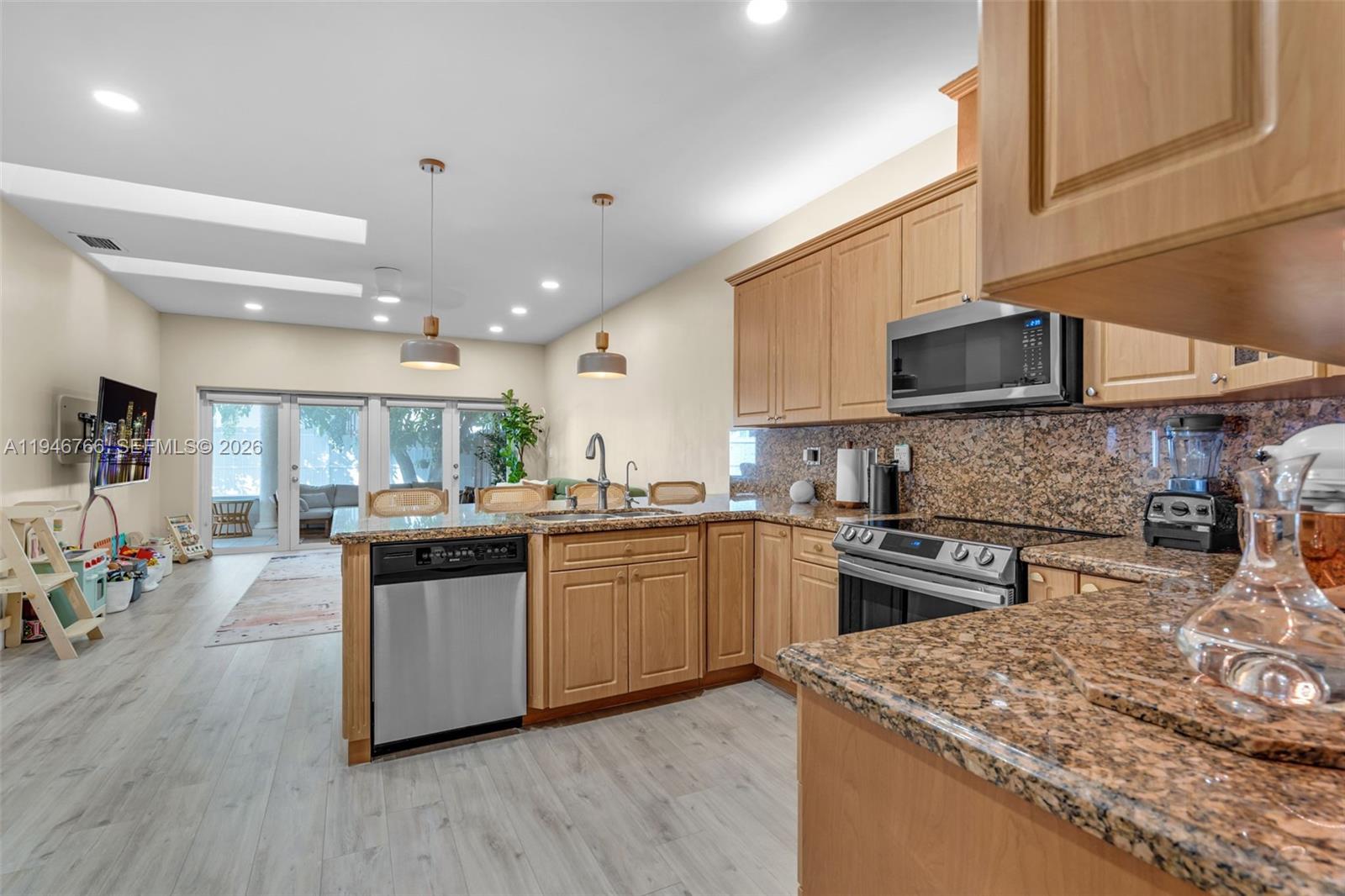 WEST LAKES GARDENS 1ST AD - Residential