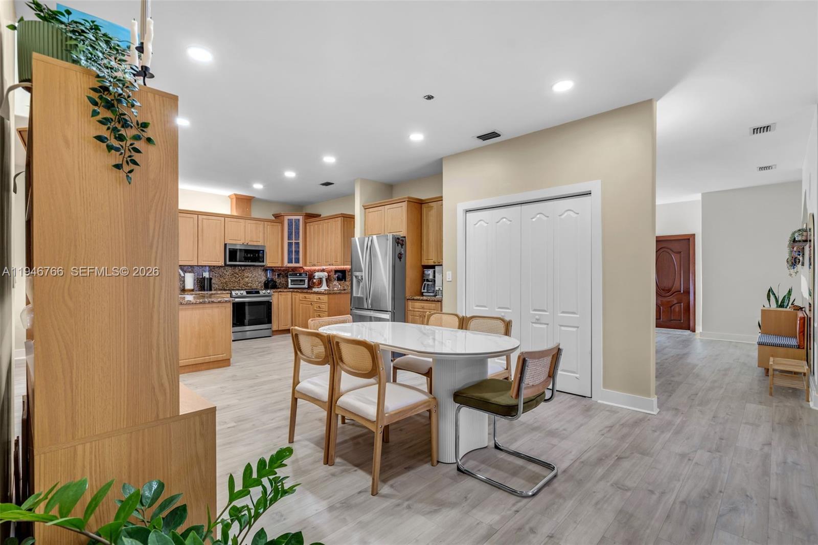 WEST LAKES GARDENS 1ST AD - Residential