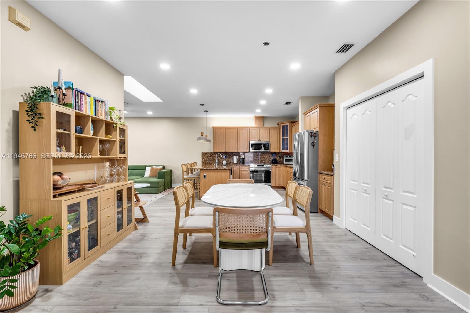 WEST LAKES GARDENS 1ST AD - Residential