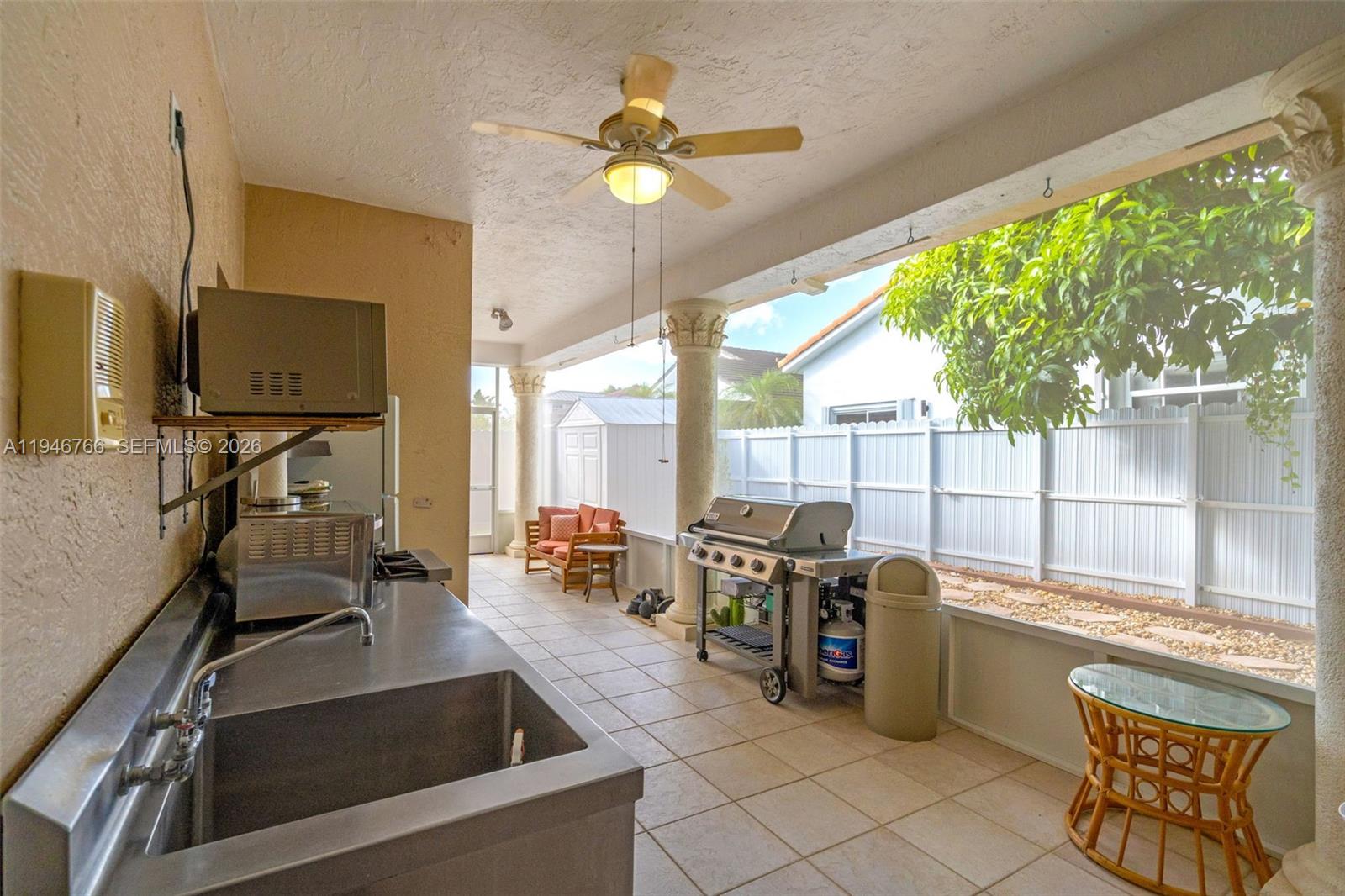 WEST LAKES GARDENS 1ST AD - Residential