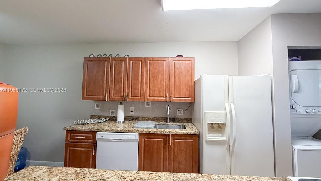 TIVOLI TRACE CONDO NO 3 - Residential