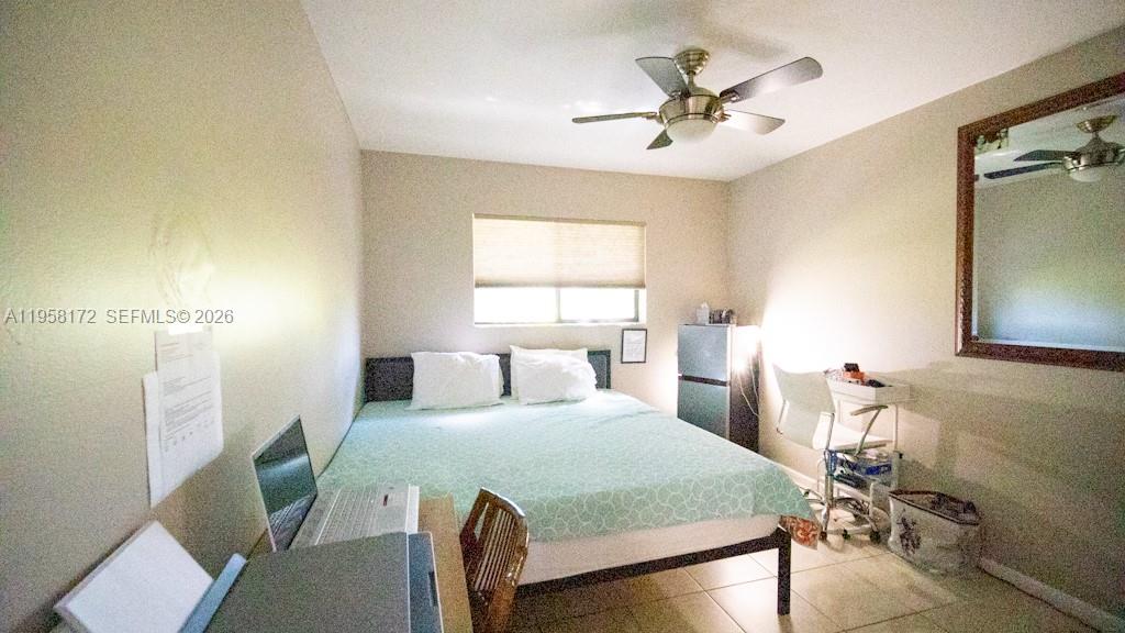 TIVOLI TRACE CONDO NO 3 - Residential