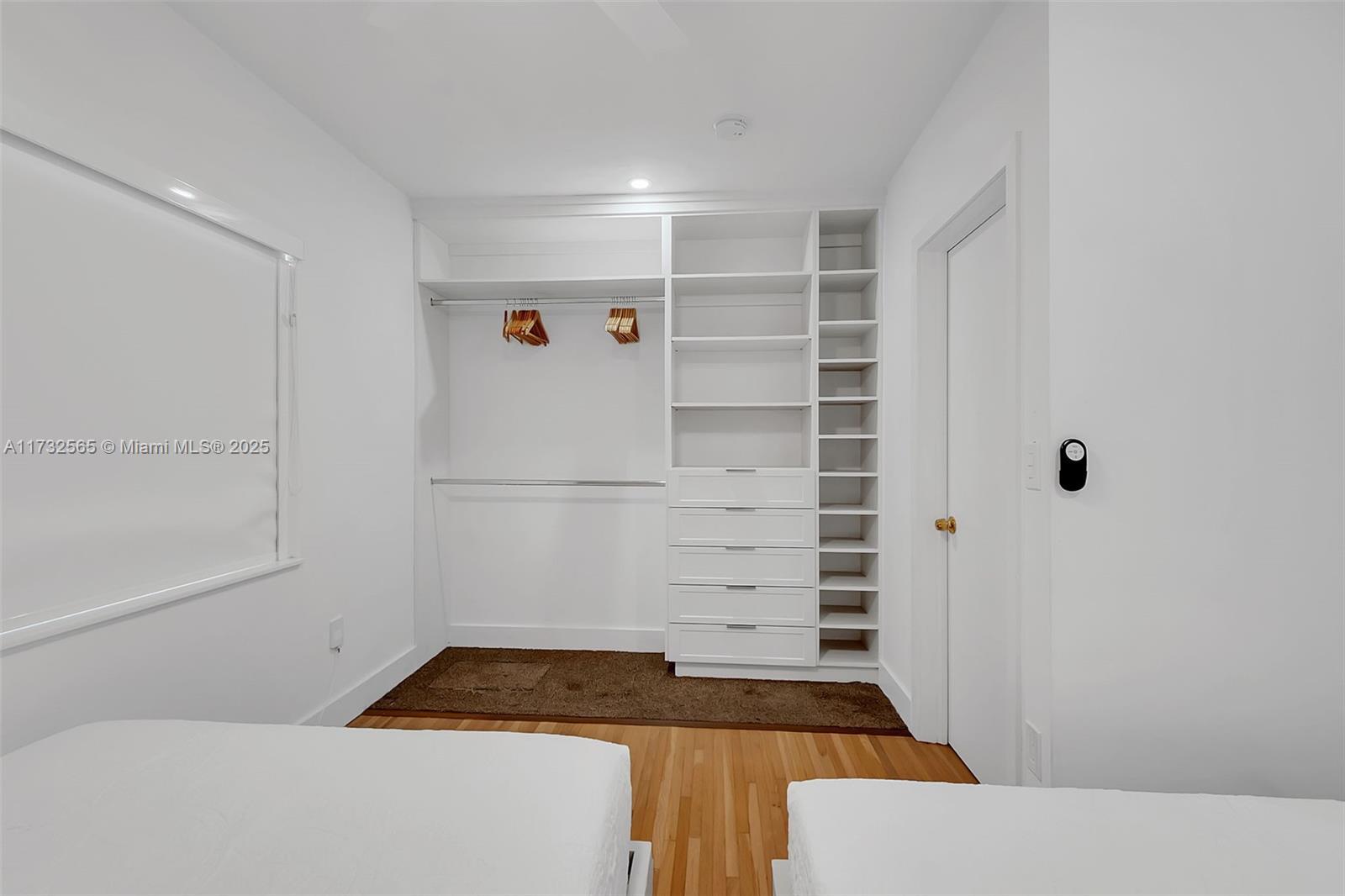COLLINGWOOD - Residential
