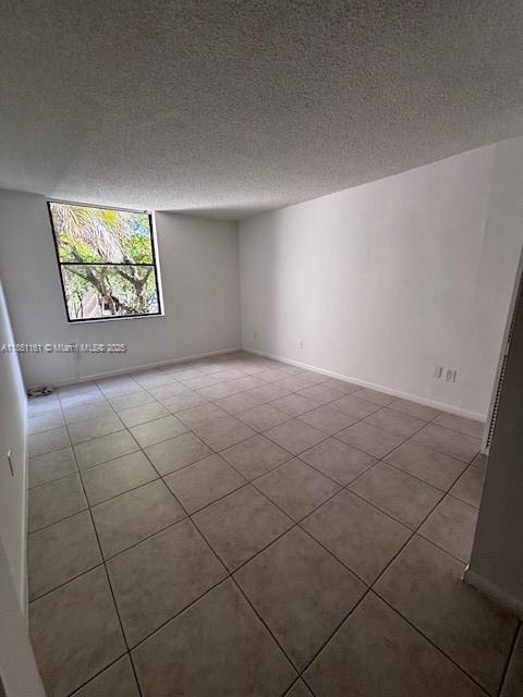 PROMENADE AT KENDALE LAKE - Residential