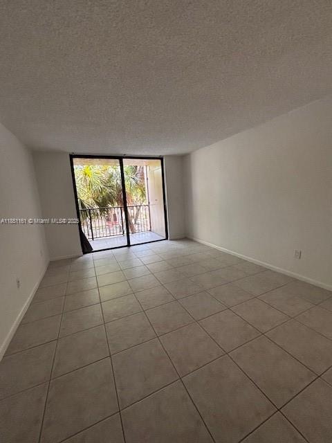 PROMENADE AT KENDALE LAKE - Residential