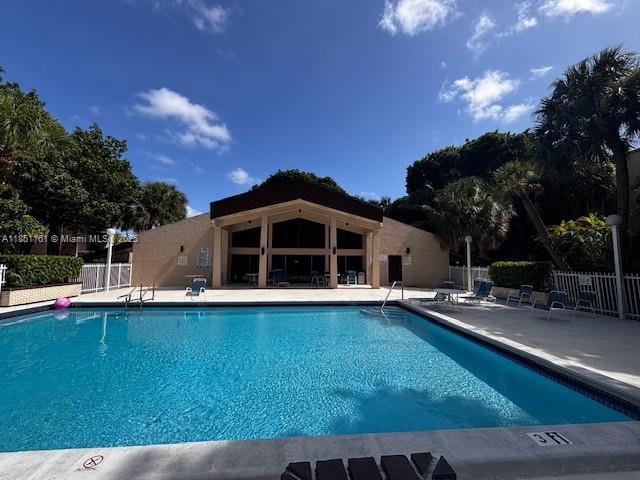 14321 N Kendall Dr 302F