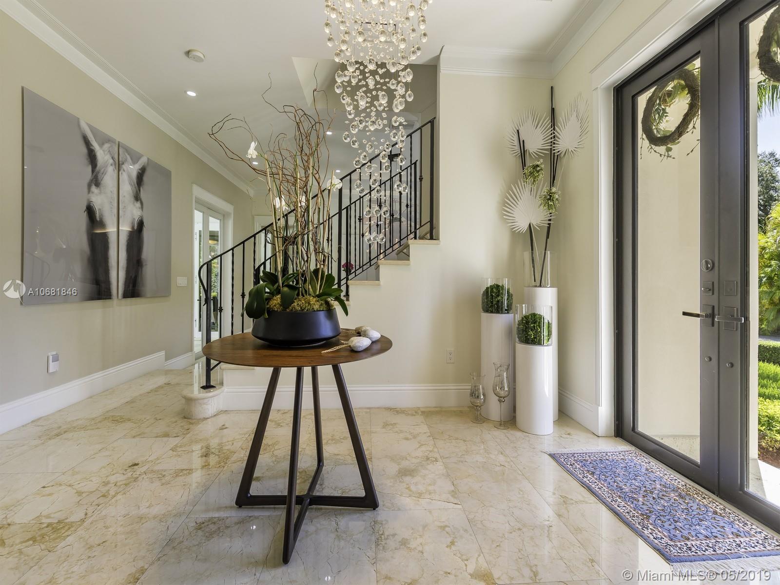 Pinecrest Manor - Residential Lease