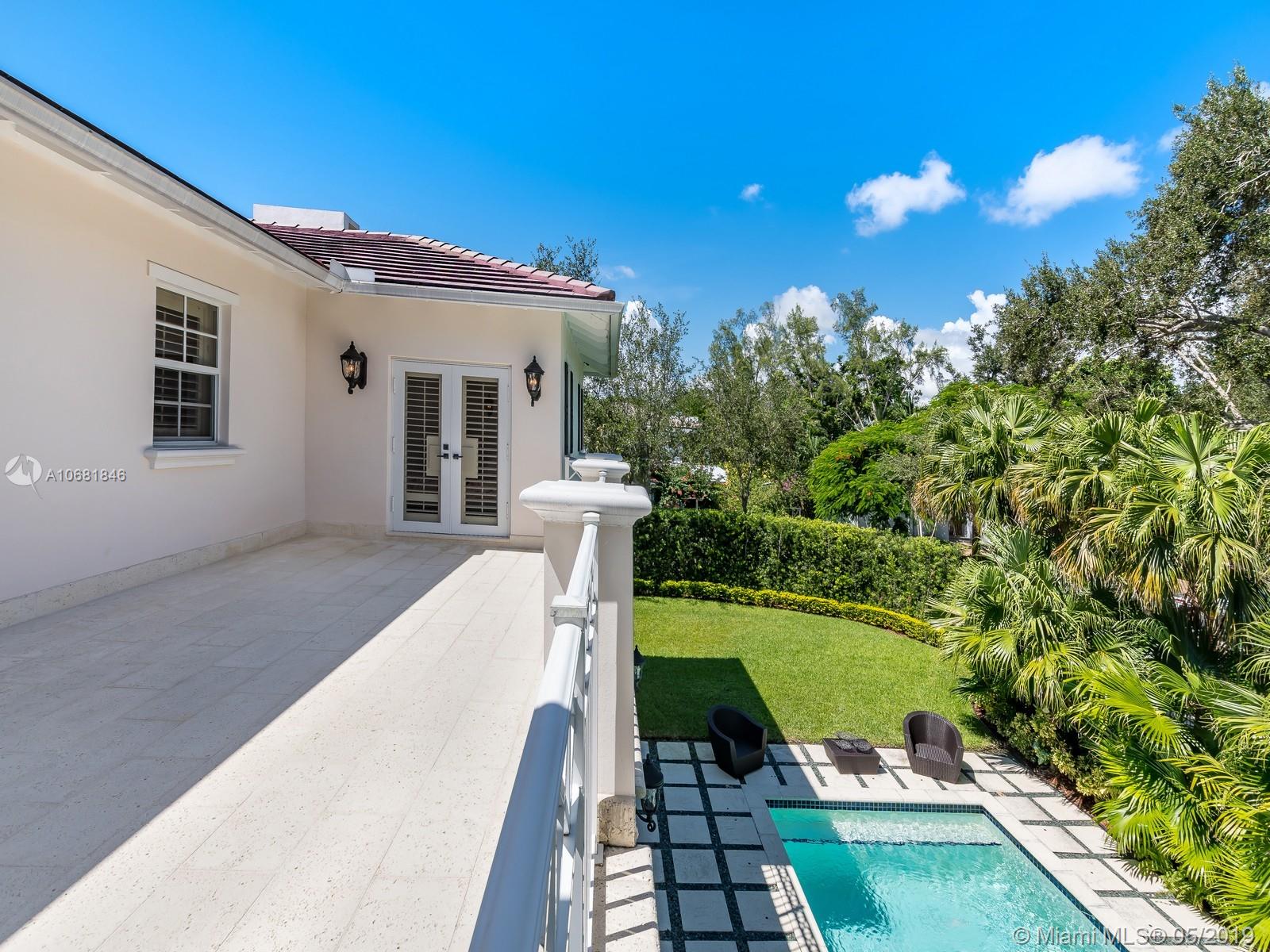 Pinecrest Manor - Residential Lease