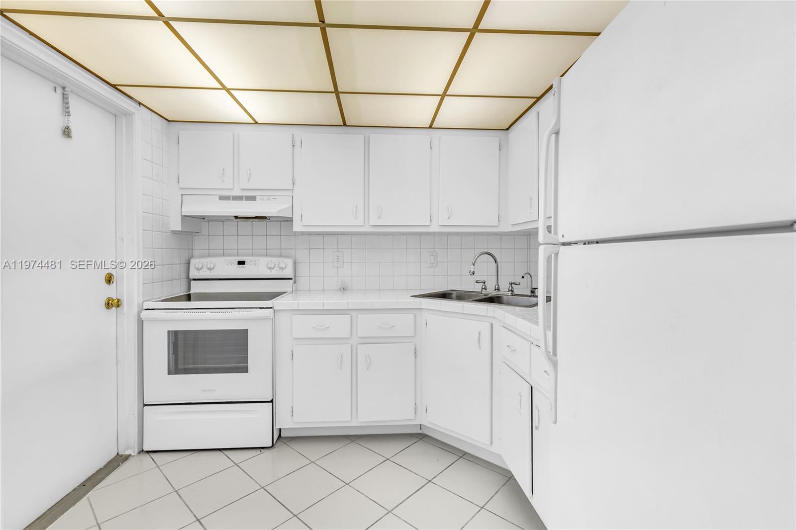 VILLAGE GREEN CONDO - Residential Lease