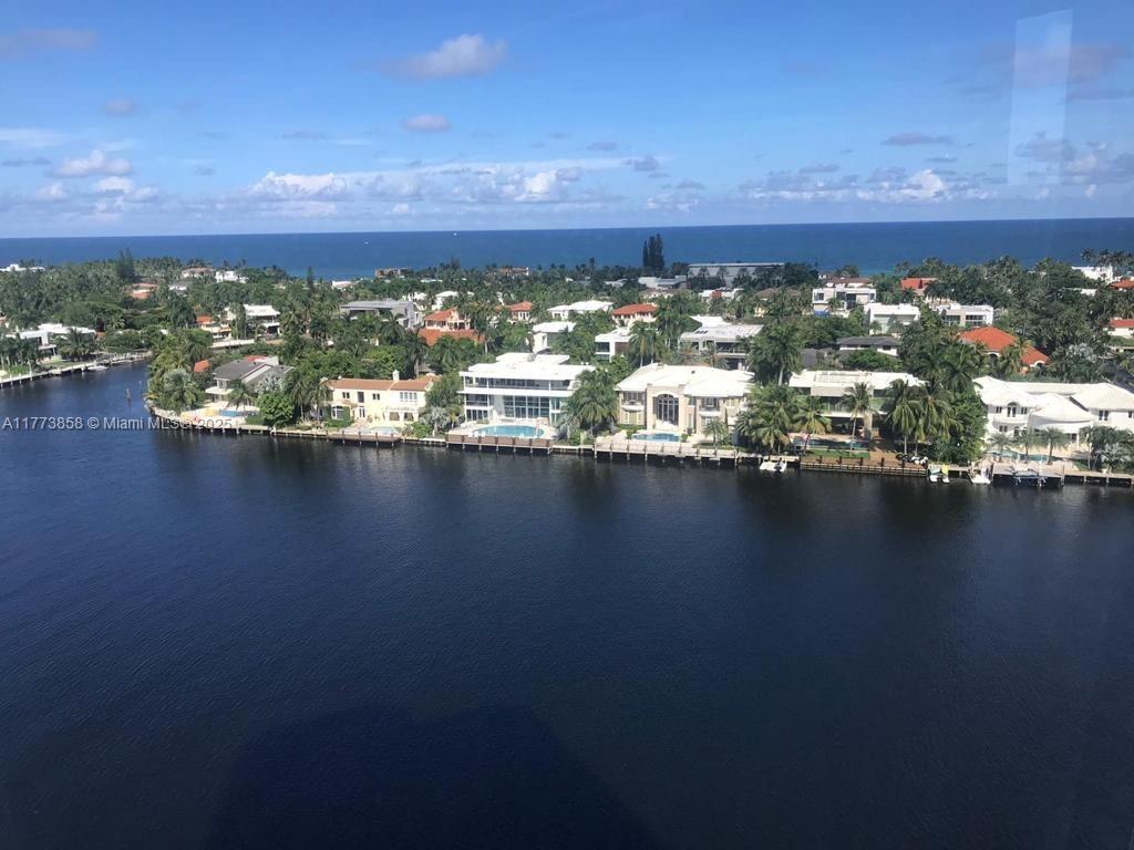 Rental Property at 20515 E Country Club Dr 1544, Aventura, Miami-Dade County, Florida - Bedrooms: 2 
Bathrooms: 2  - $3,500 MO.