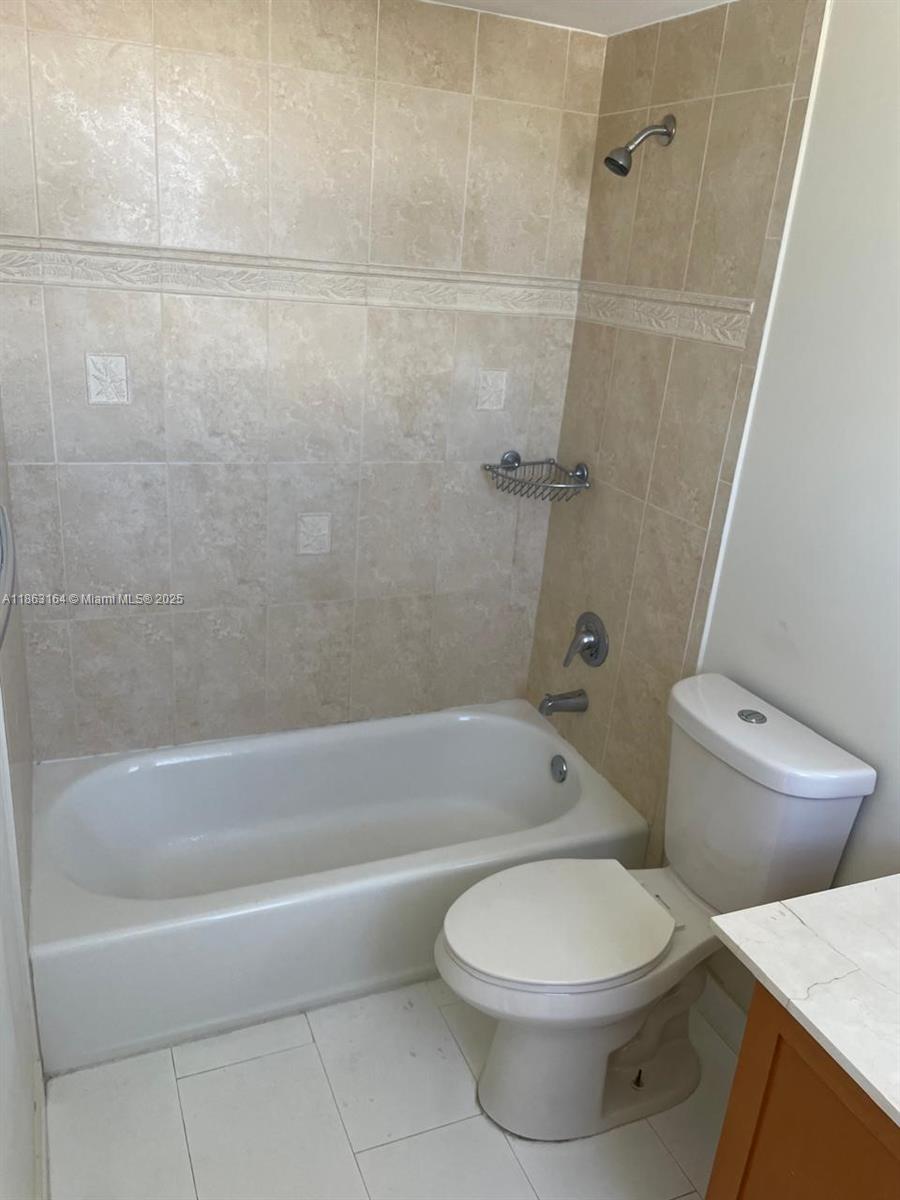 ISLAND POINTE CONDO - Residential Lease