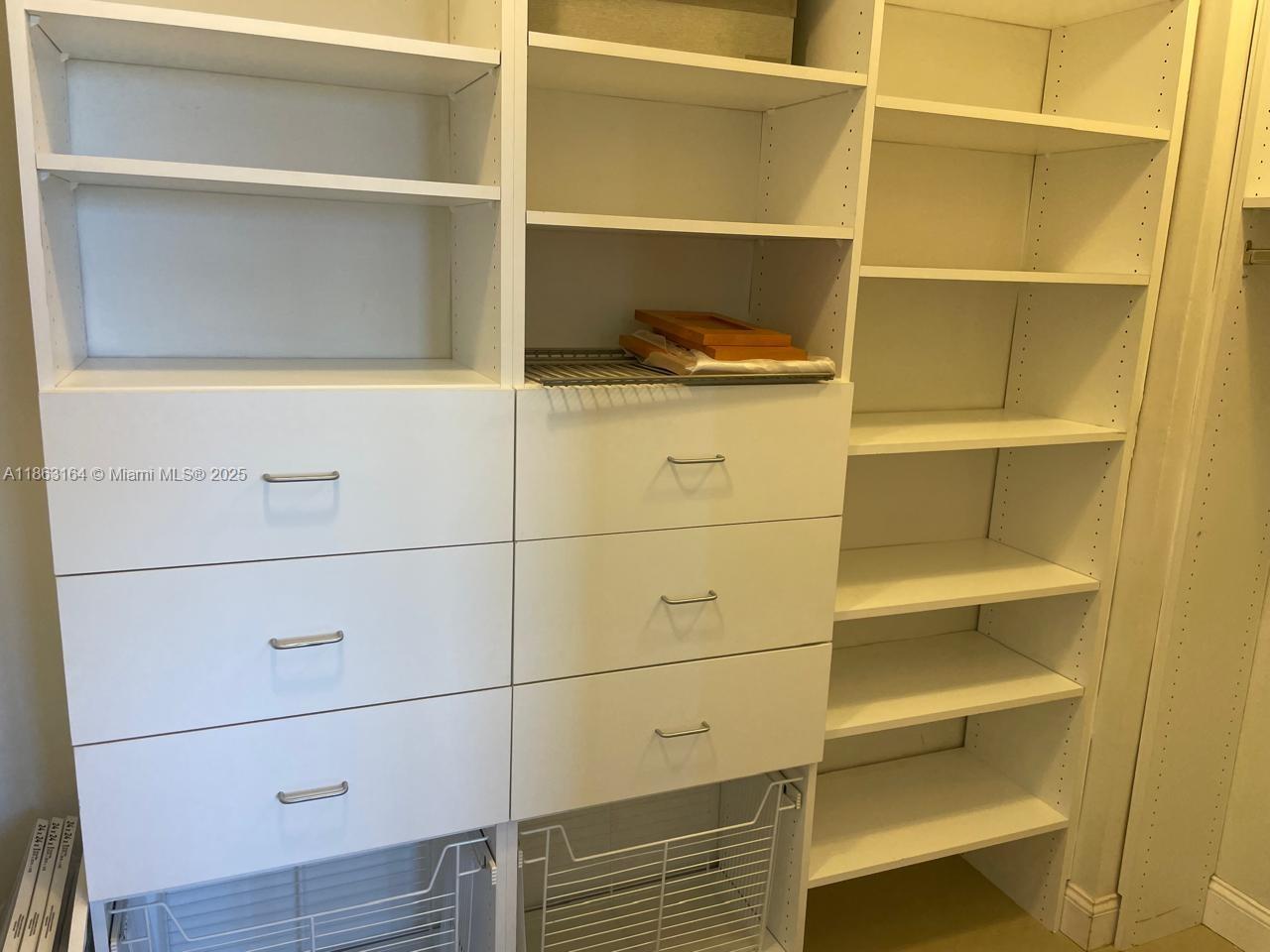ISLAND POINTE CONDO - Residential Lease