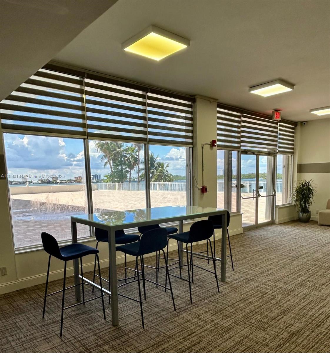 ISLAND POINTE CONDO - Residential Lease