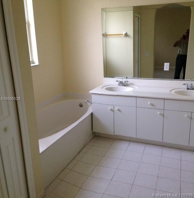 KENDALLAND - Residential Lease