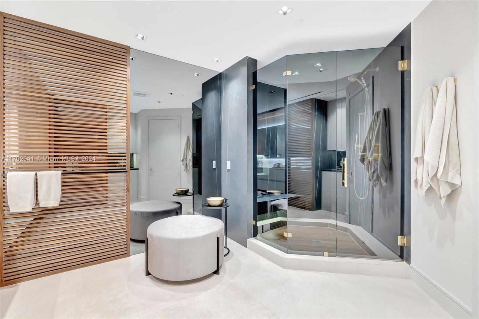 BELLINI AT WILLIAMS ISLAN - Residential