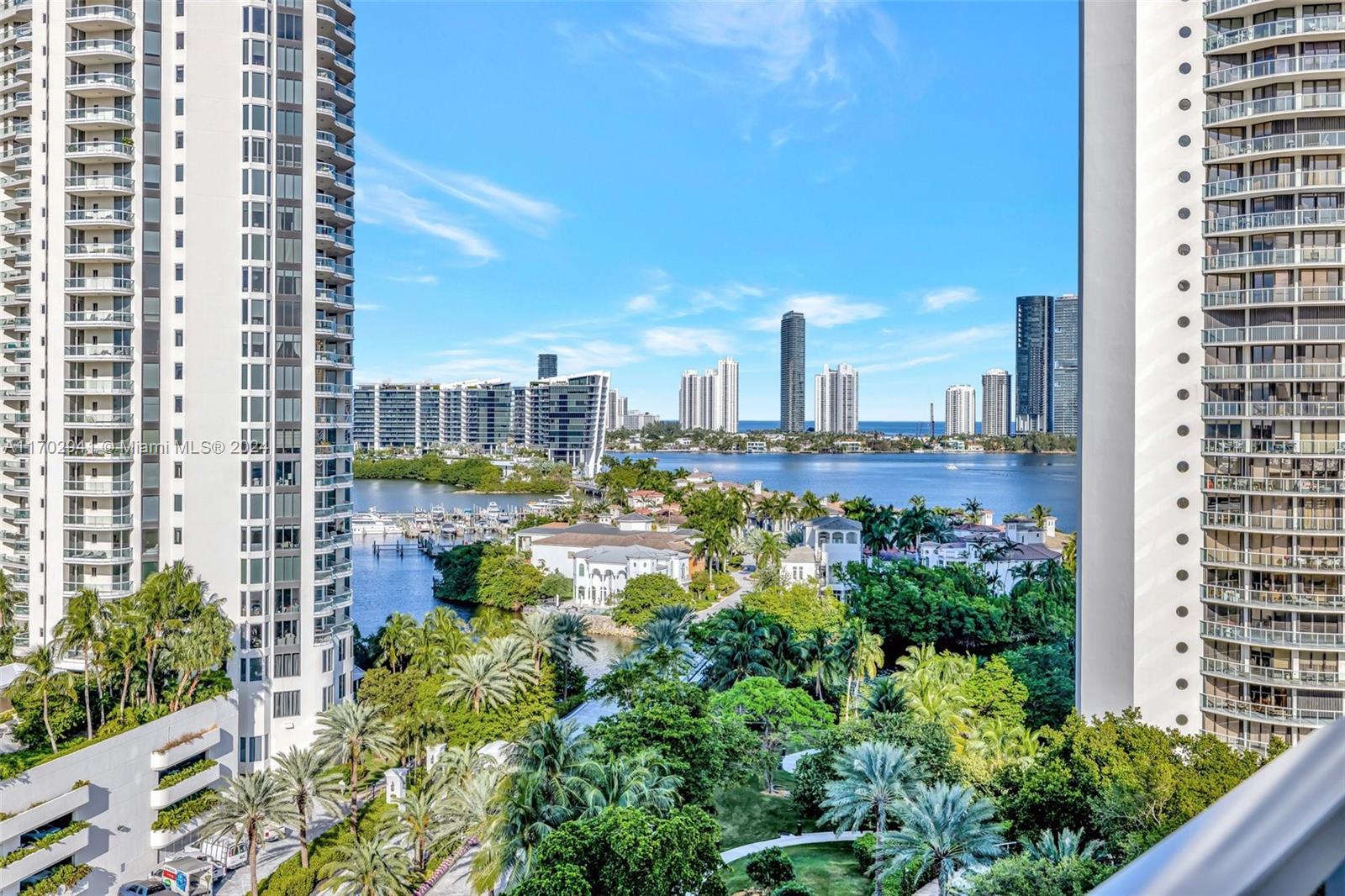 BELLINI AT WILLIAMS ISLAN - Residential