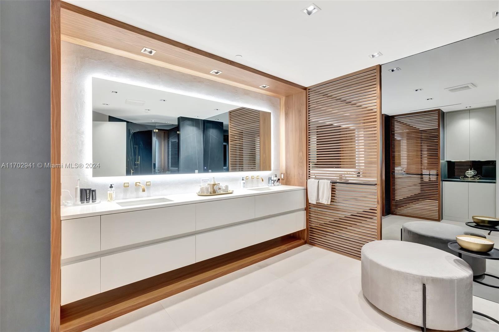 BELLINI AT WILLIAMS ISLAN - Residential