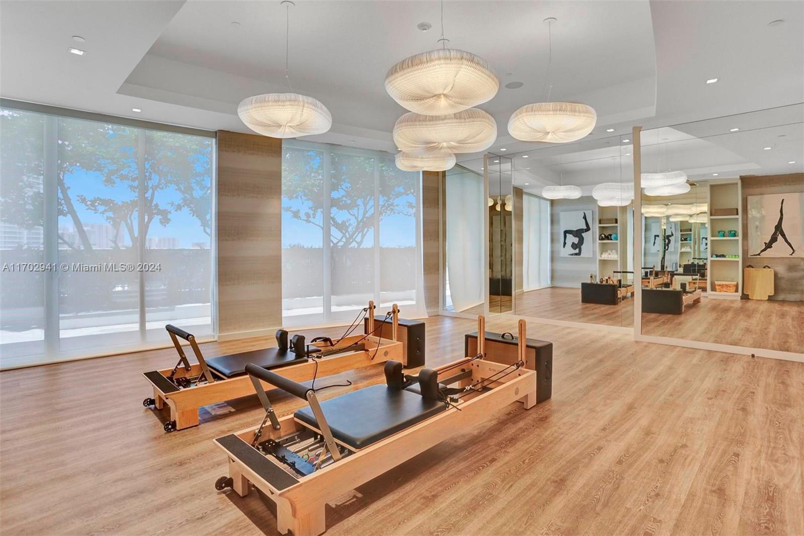 BELLINI AT WILLIAMS ISLAN - Residential