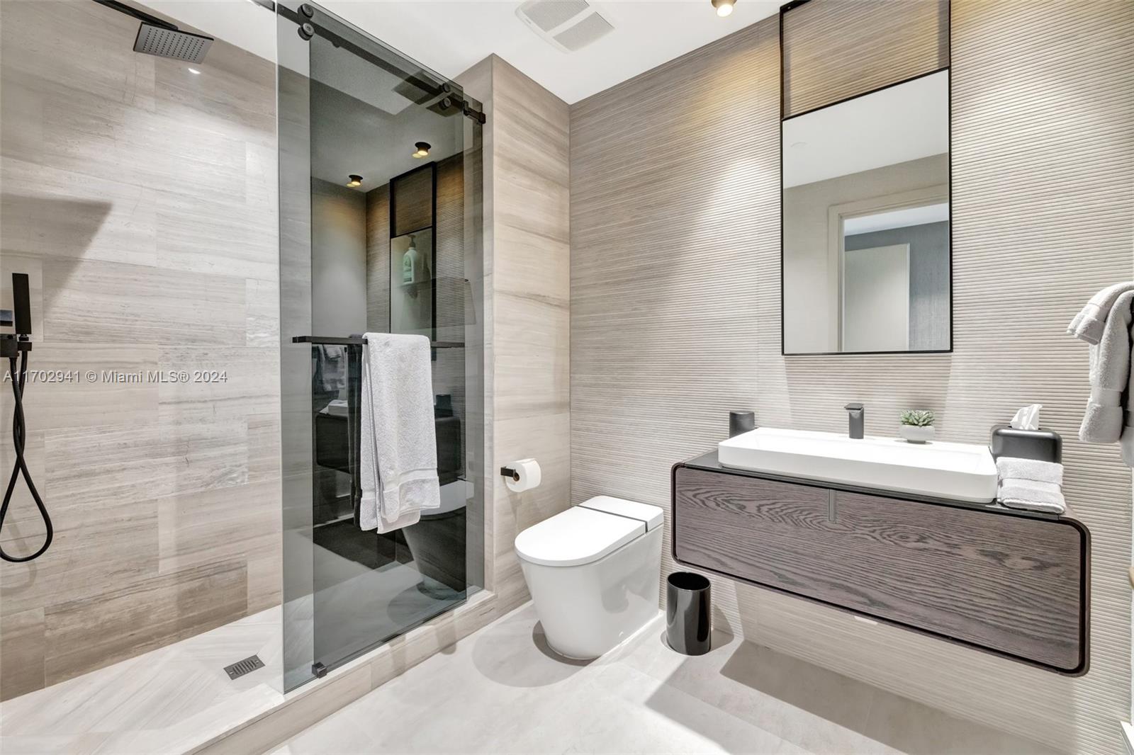 BELLINI AT WILLIAMS ISLAN - Residential