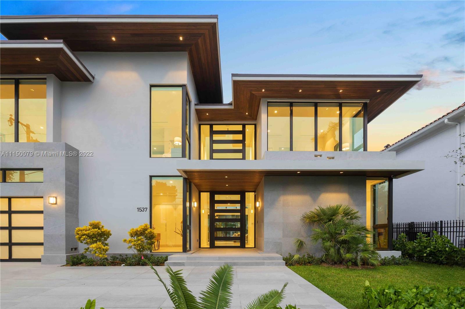 LAUDERDALE HARBORS SEC A - Residential Lease
