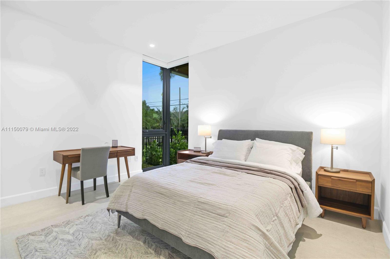 LAUDERDALE HARBORS SEC A - Residential Lease