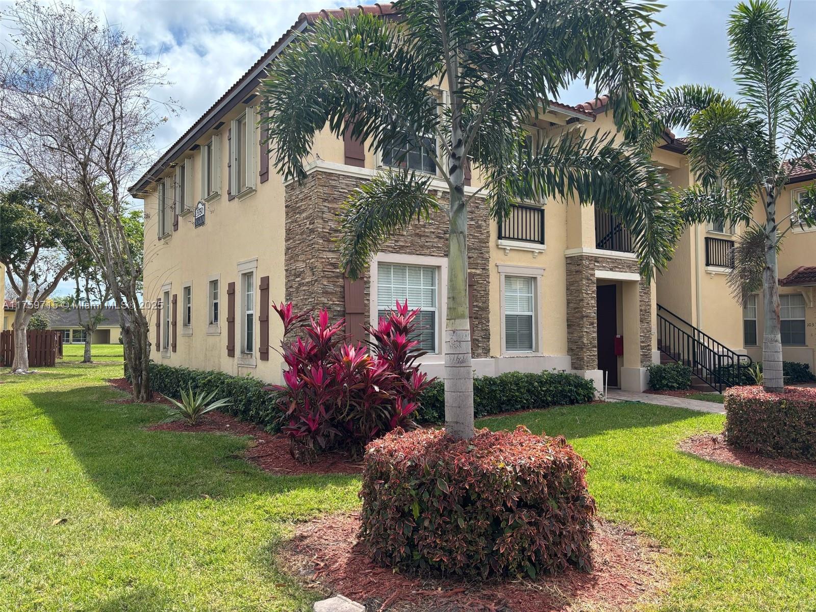 3350 NE 13th Cir Dr 101-21