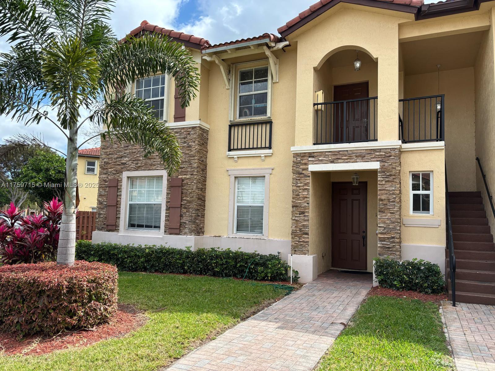 Property for Sale at 3350 Ne 13th Cir Dr 101-21, Homestead, Miami-Dade County, Florida - Bedrooms: 3 
Bathrooms: 2  - $308,500