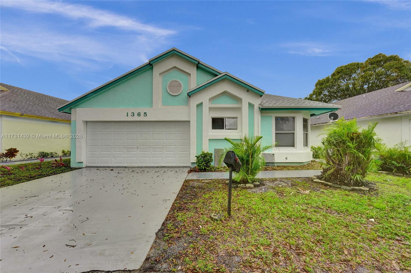 Property for Sale at 1365 W Glen Oak Rd, North Lauderdale, Miami-Dade County, Florida - Bedrooms: 3 
Bathrooms: 2  - $450,000