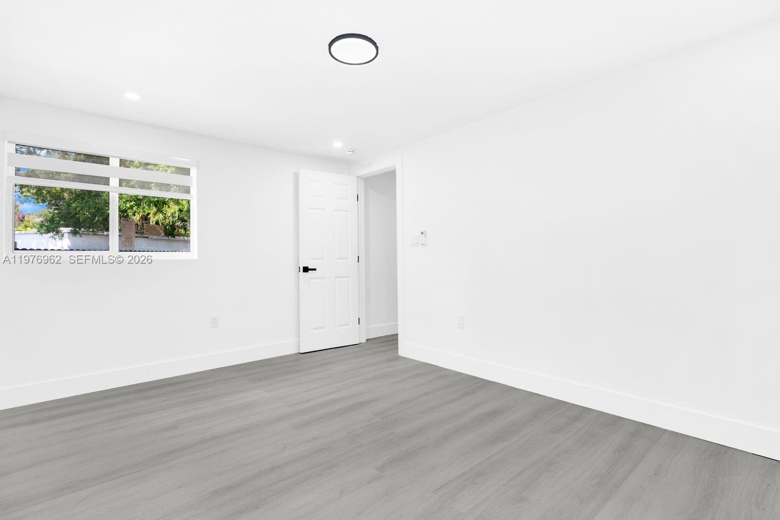 BUNCHE PARK PB 50-20 LOT 1 - Residential