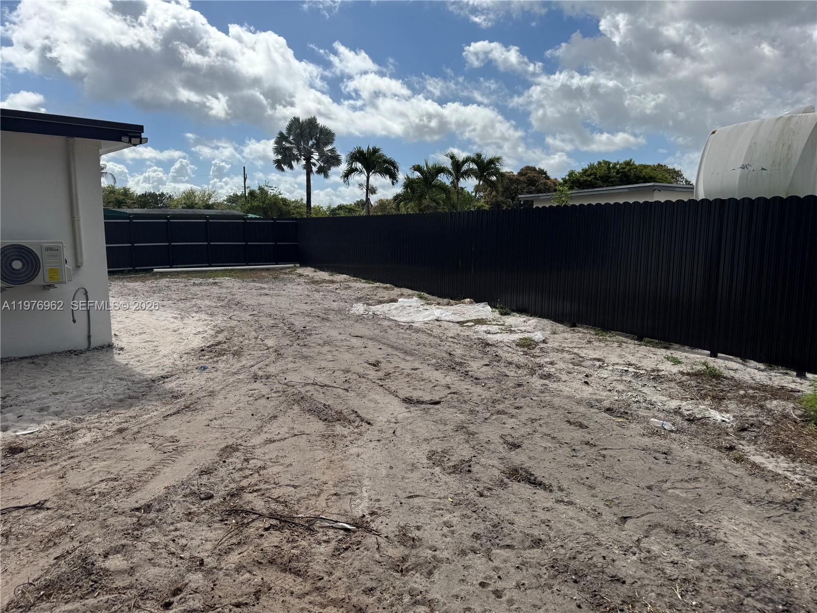 BUNCHE PARK PB 50-20 LOT 1 - Residential