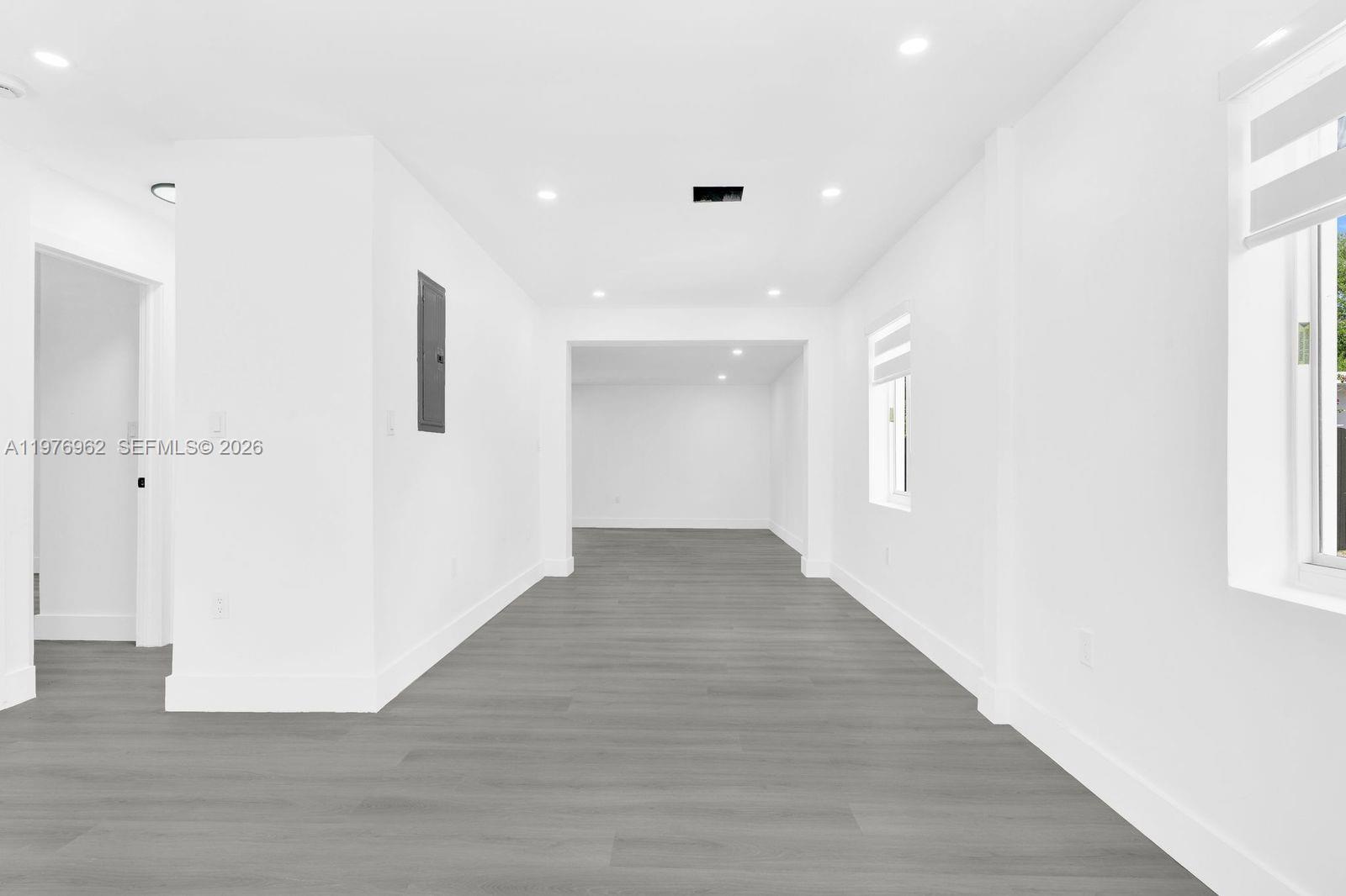 BUNCHE PARK PB 50-20 LOT 1 - Residential