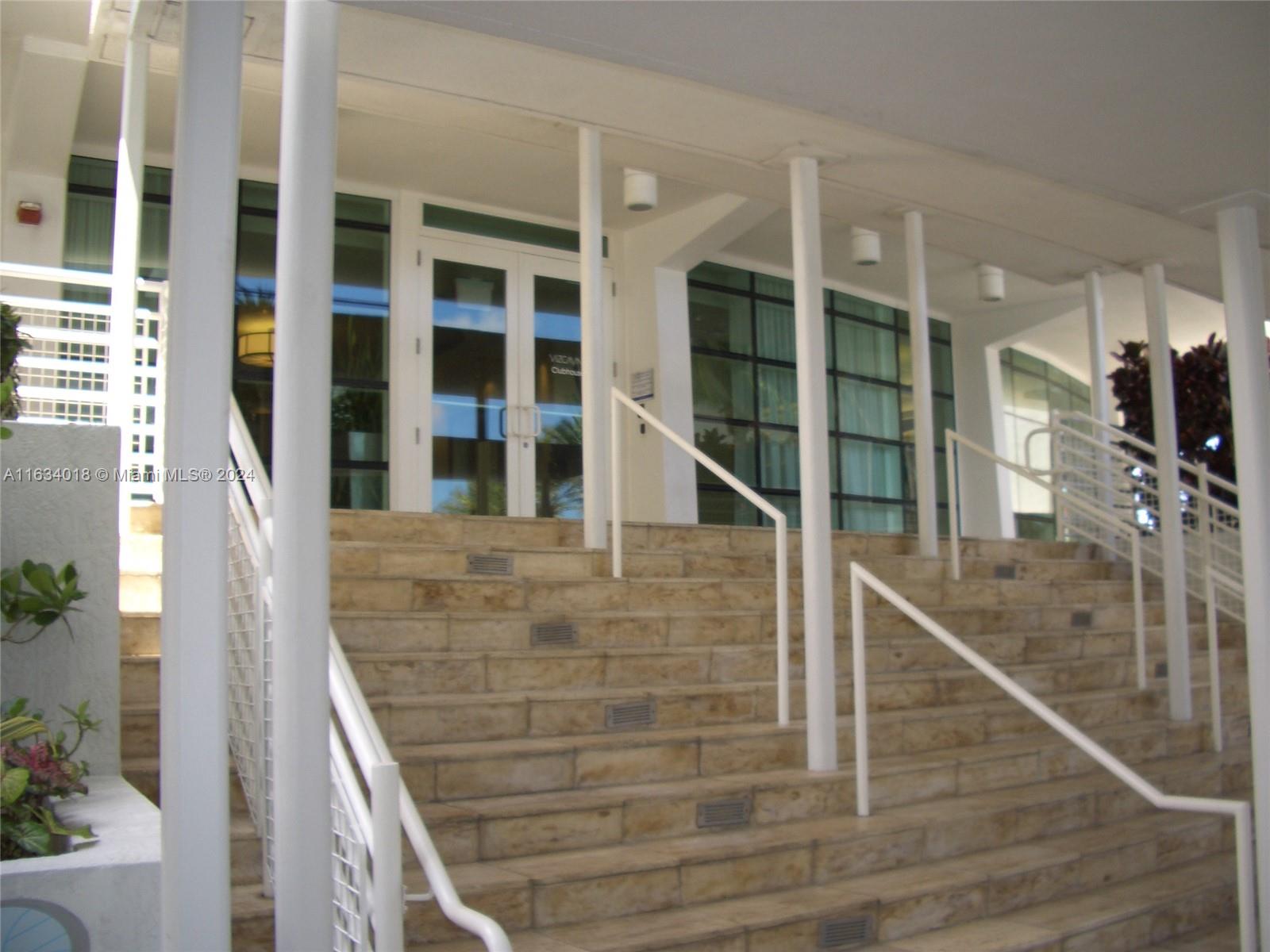 VIZCAYNE SOUTH CONDO - Residential Lease
