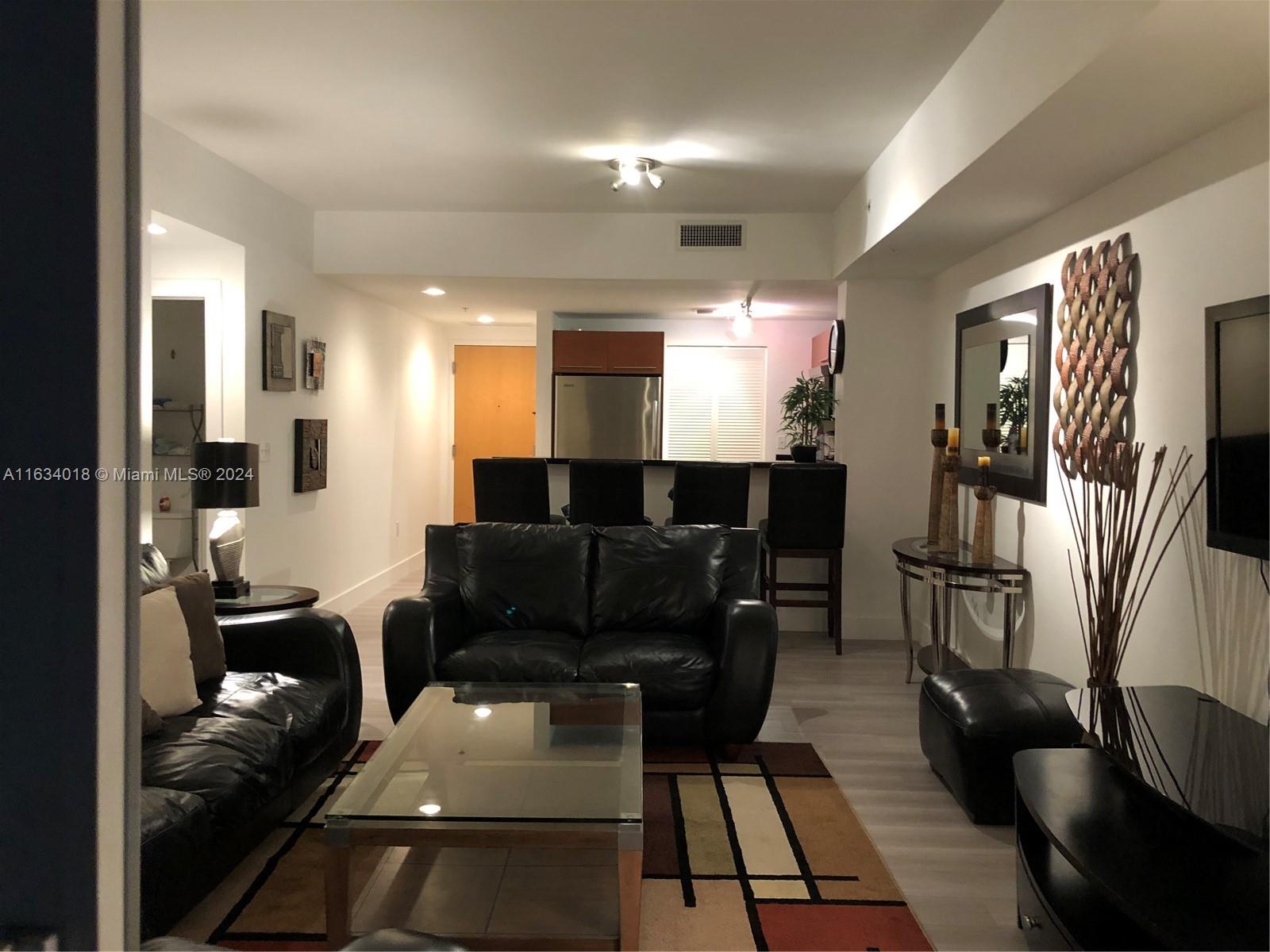 VIZCAYNE SOUTH CONDO - Residential Lease