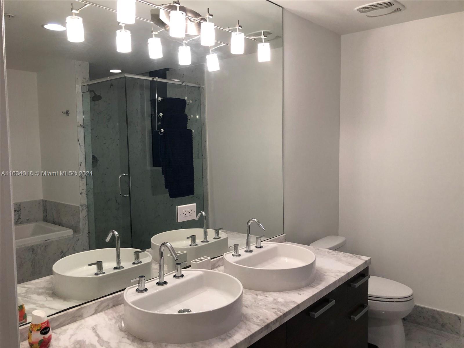 VIZCAYNE SOUTH CONDO - Residential Lease