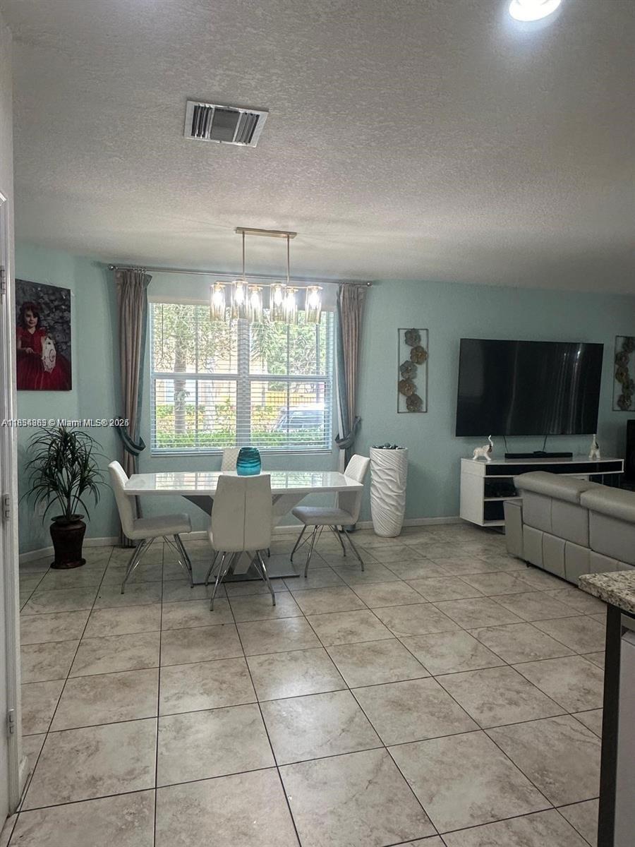 KEYS GARDEN - Residential