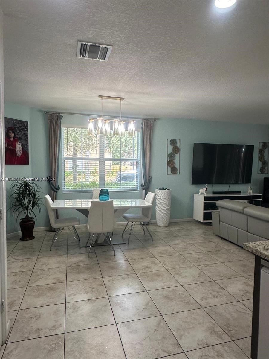 KEYS GARDEN - Residential