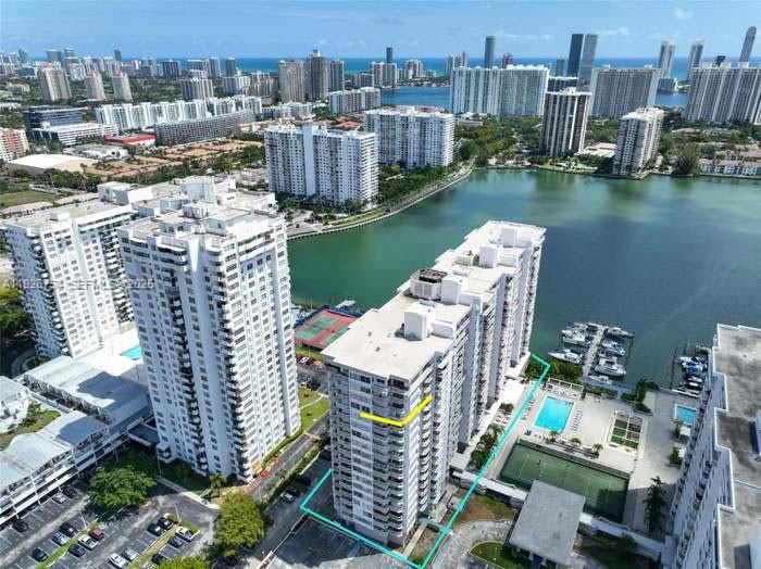 DEL PRADO MARINA - Residential Lease
