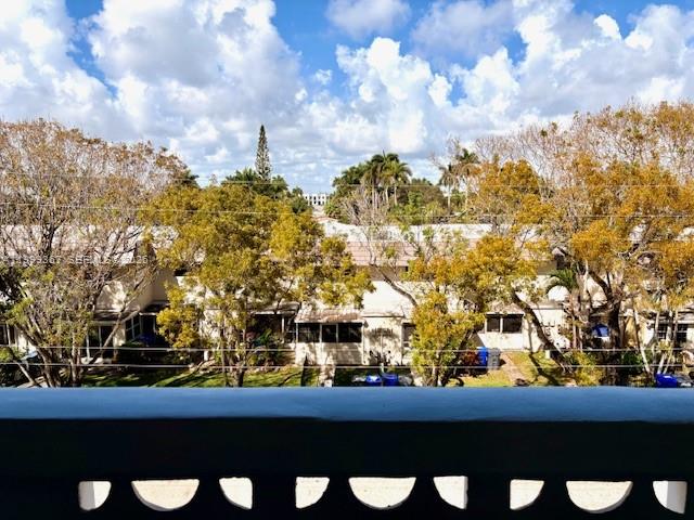 SANTA MONICA CONDOMINIUM - Residential Lease