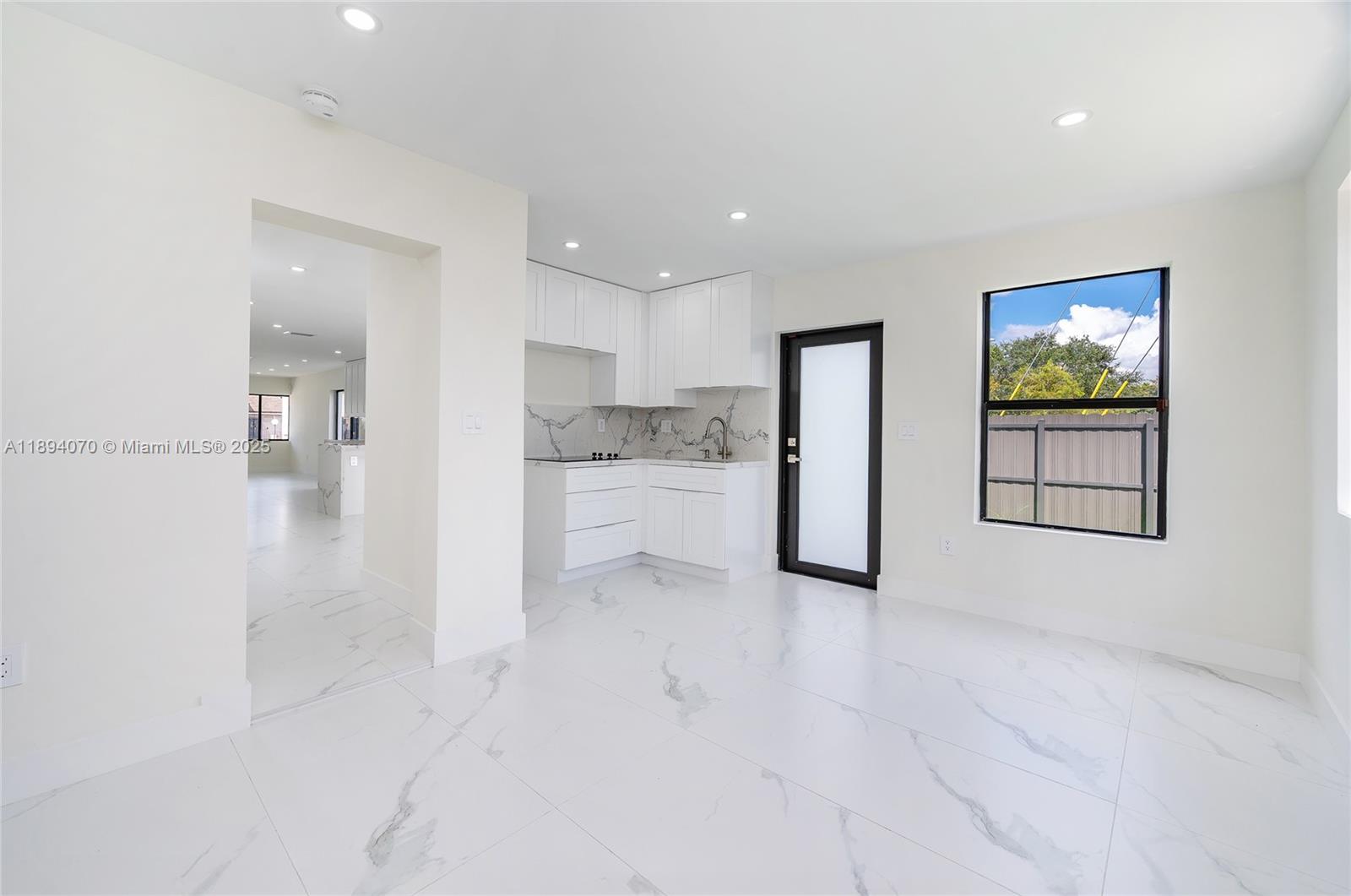 WEST GABLES ESTATES SEC 1 - Residential