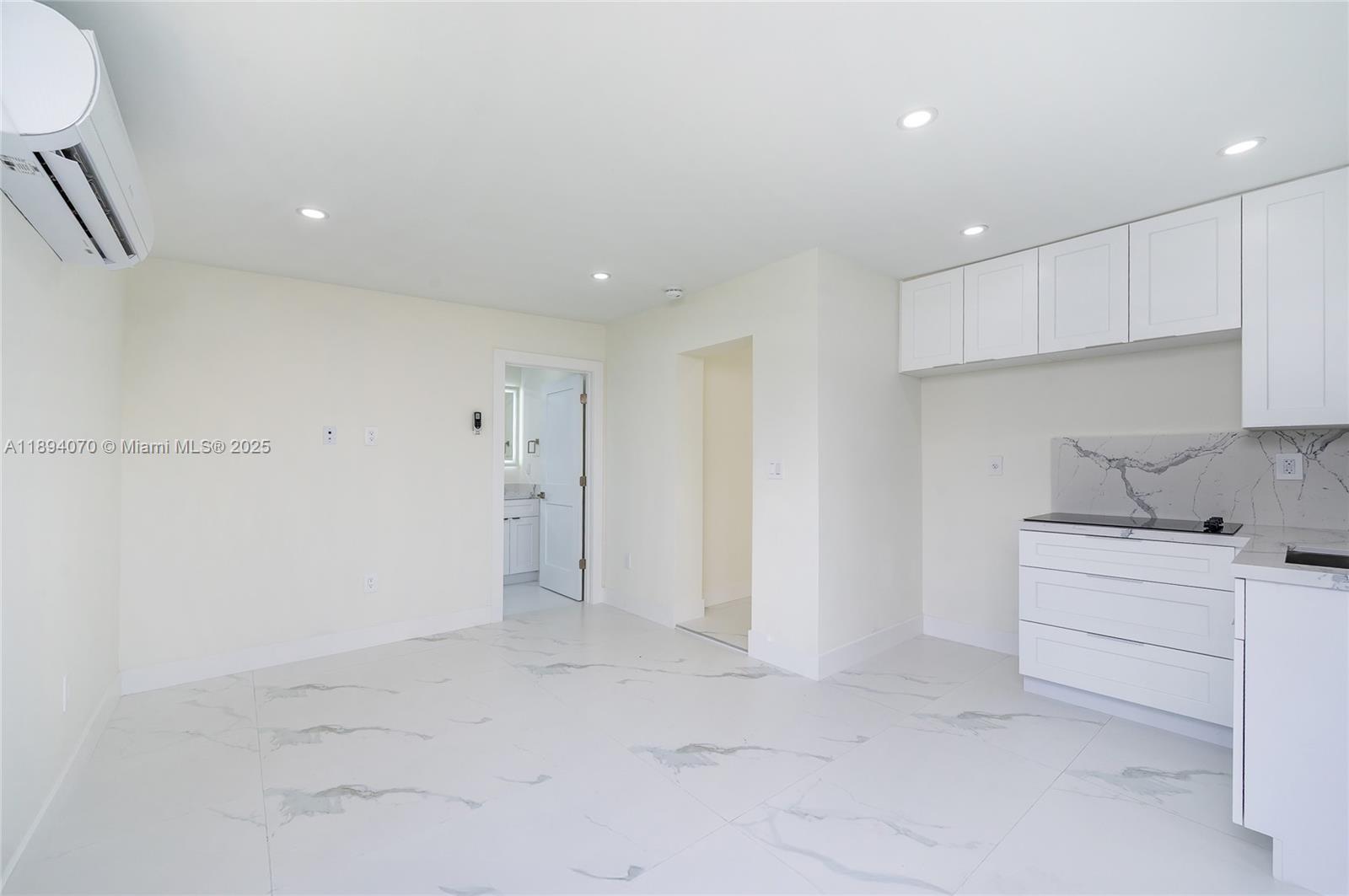 WEST GABLES ESTATES SEC 1 - Residential