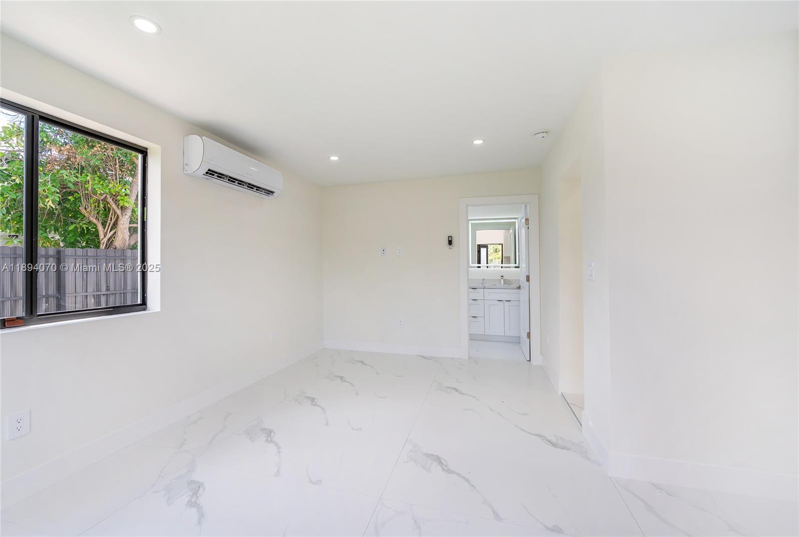 WEST GABLES ESTATES SEC 1 - Residential