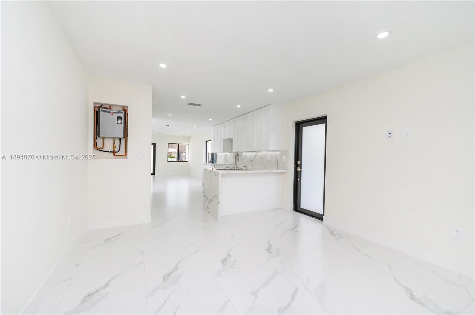 WEST GABLES ESTATES SEC 1 - Residential