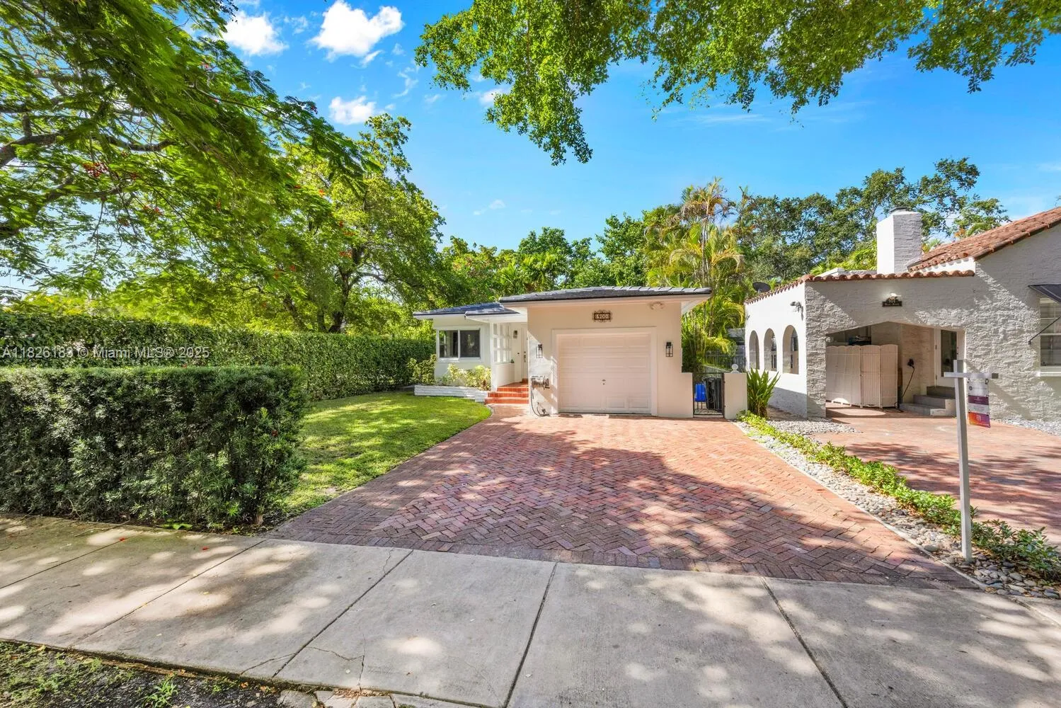 Coral Gables, Florida 33134, United States, 2 Bedrooms Bedrooms, ,2 BathroomsBathrooms,Residential,Coming Soon,157460