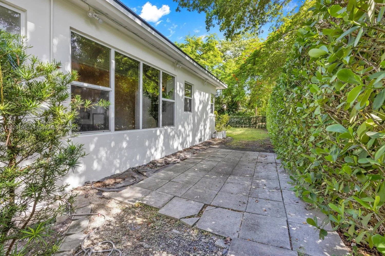 Coral Gables, Florida 33134, United States, 2 Bedrooms Bedrooms, ,2 BathroomsBathrooms,Residential,Coming Soon,157460