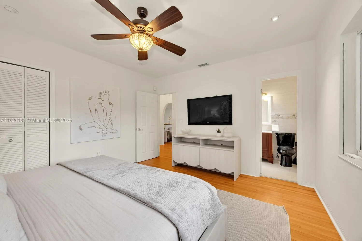 Coral Gables, Florida 33134, United States, 2 Bedrooms Bedrooms, ,2 BathroomsBathrooms,Residential,Coming Soon,157460